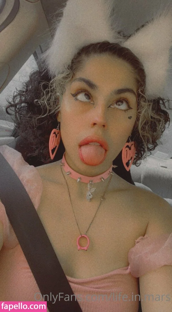 spicylavi Onlyfans Photo Gallery 