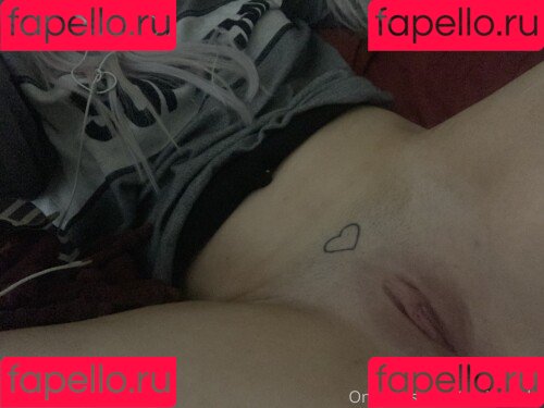 Emilysuckz Onlyfans Photo Gallery 