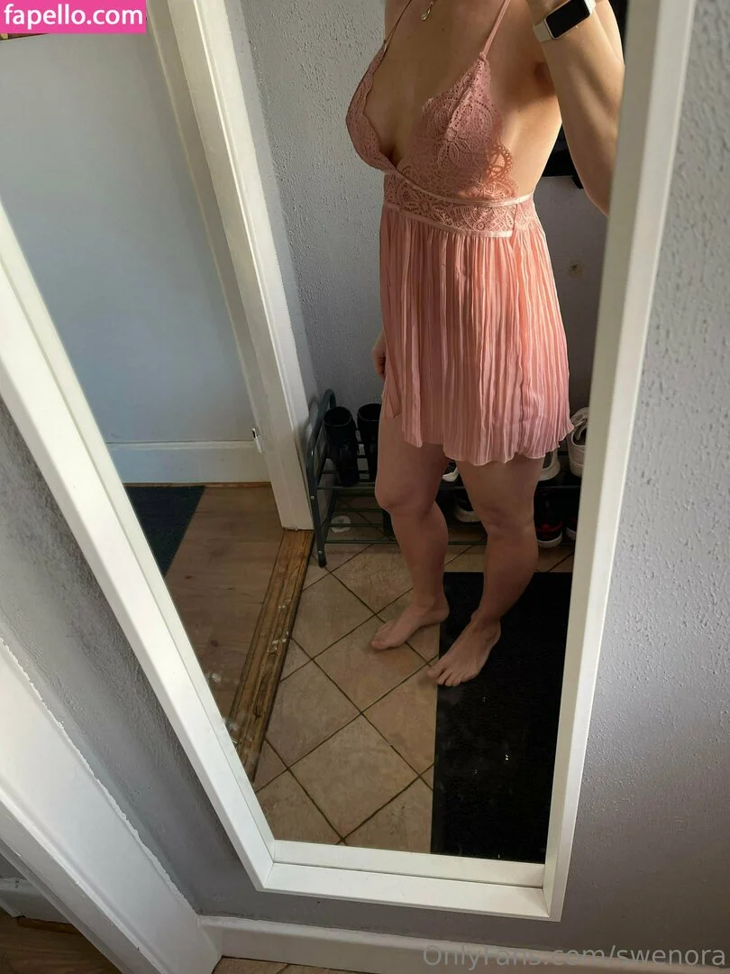 swenora Onlyfans Photo Gallery 