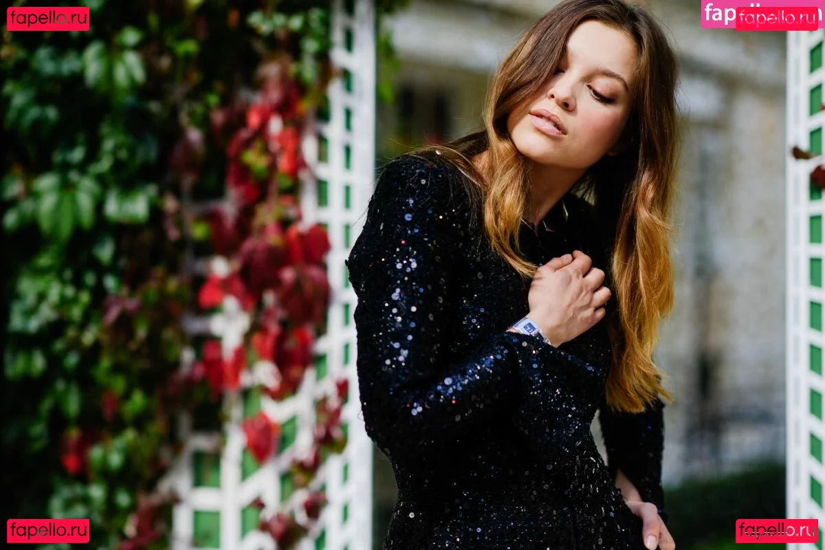 Sophie C Onlyfans Photo Gallery 