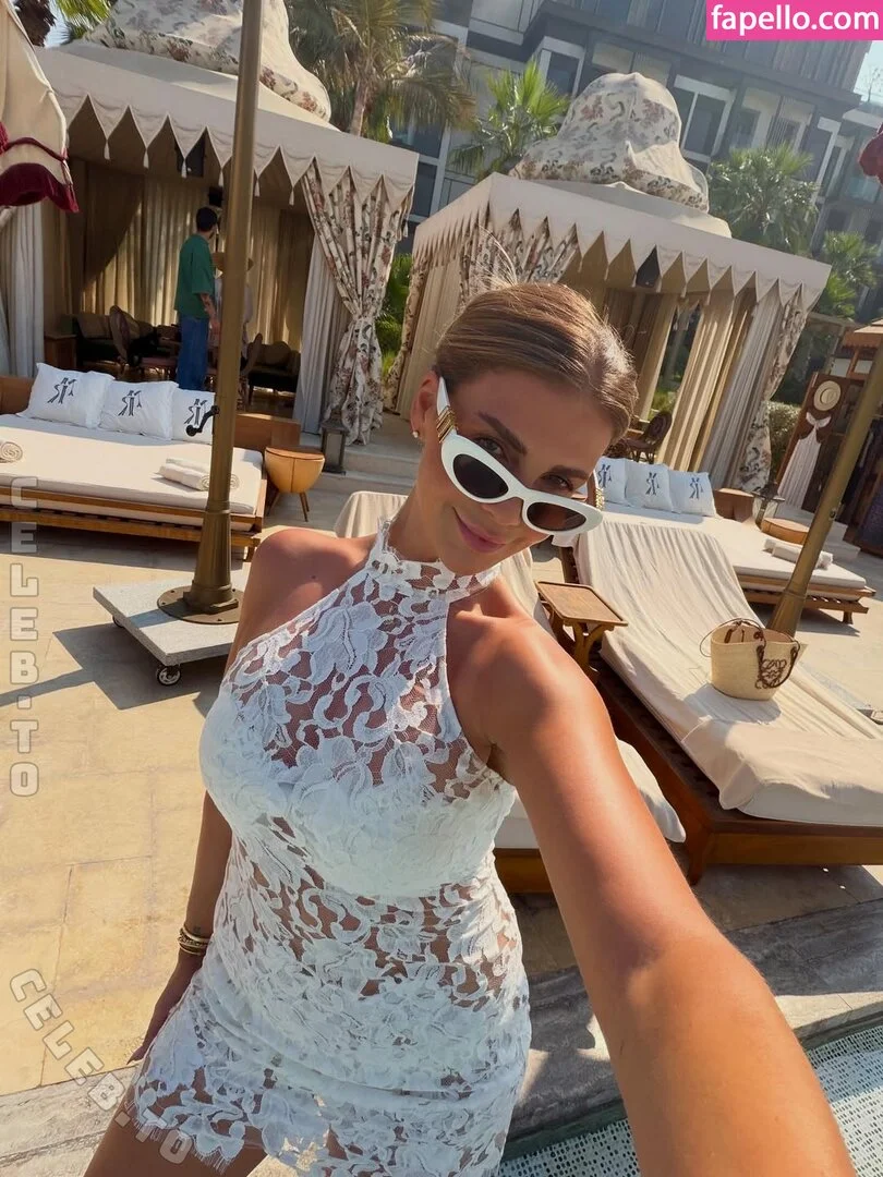 Farina Opoku Onlyfans Photo Gallery 