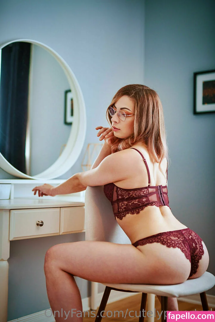 cutelyprverted Onlyfans Photo Gallery 