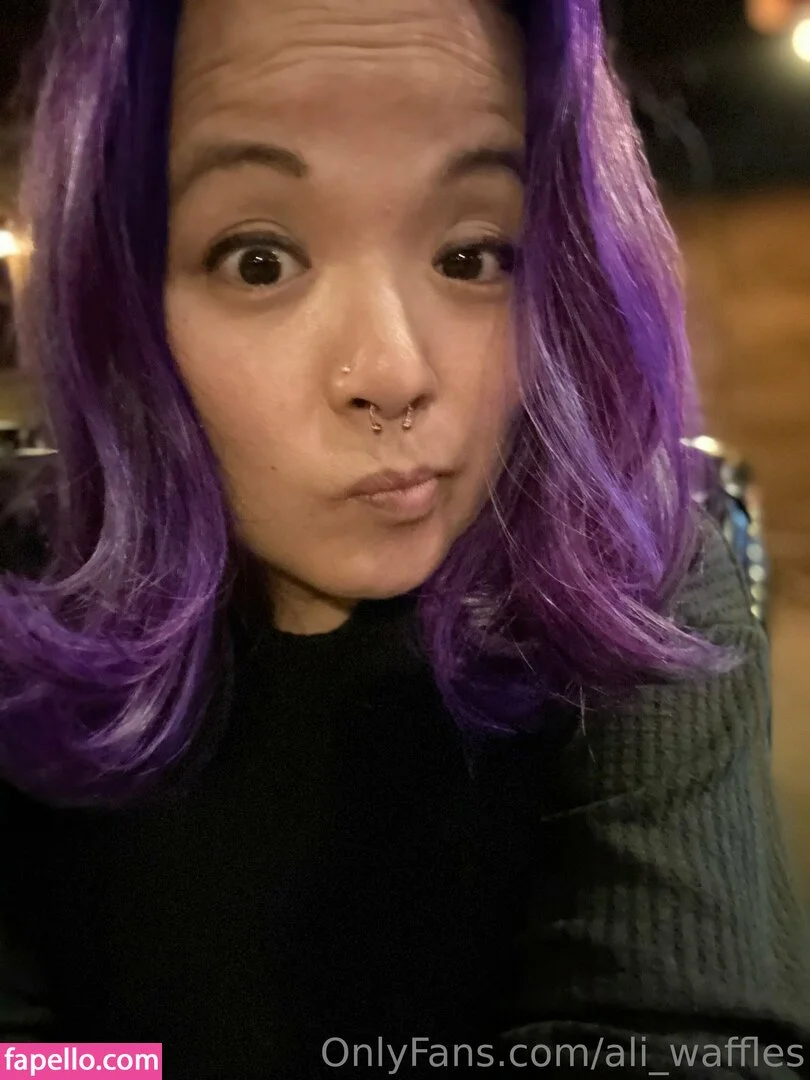 ali_waffles Onlyfans Photo Gallery 