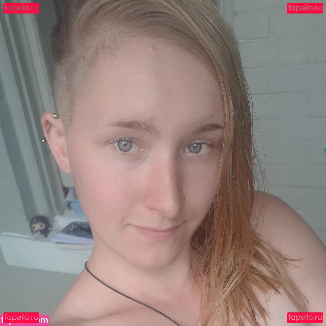 Sierra Pine Onlyfans Photo Gallery 