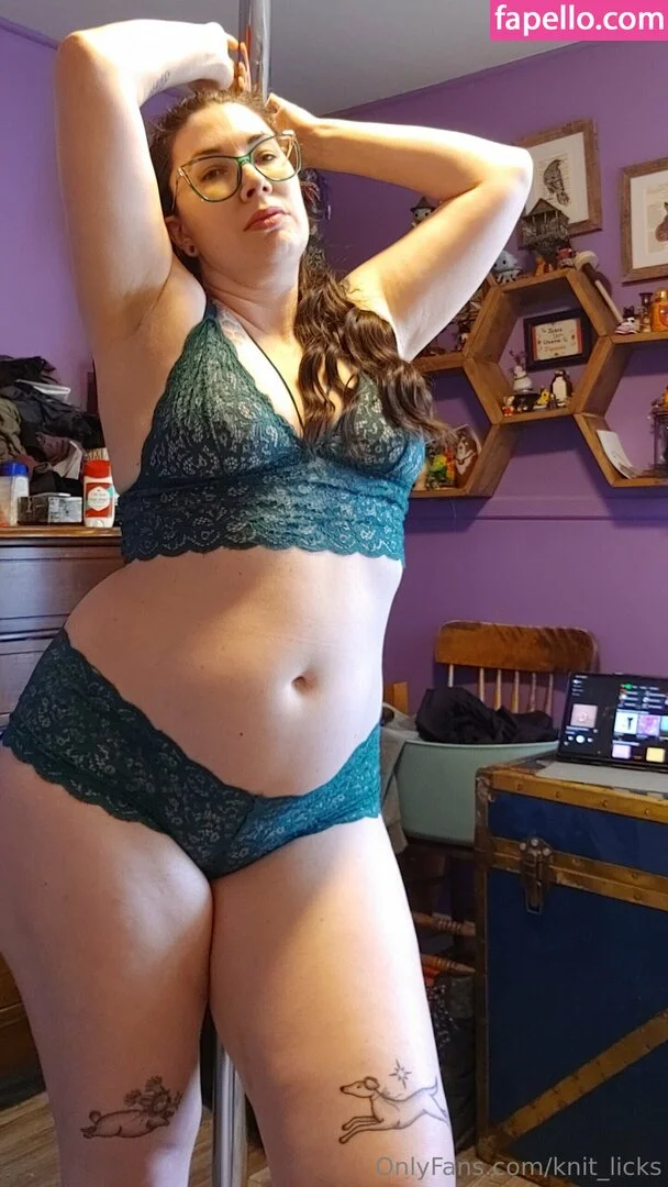 knit_licks Onlyfans Photo Gallery 