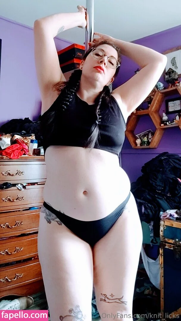 knit_licks Onlyfans Photo Gallery 