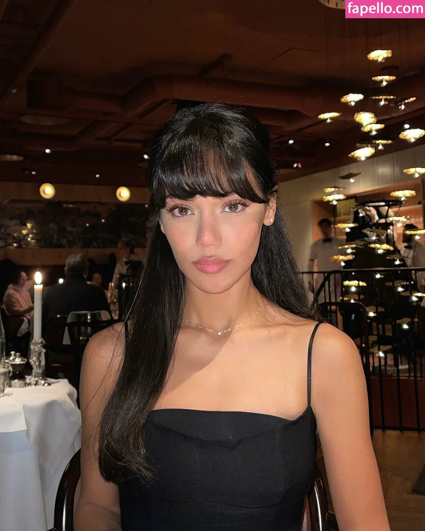 Dina Denoire Onlyfans Photo Gallery 