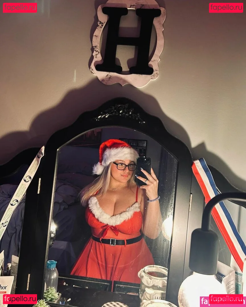 Hailey Higgins Onlyfans Photo Gallery 