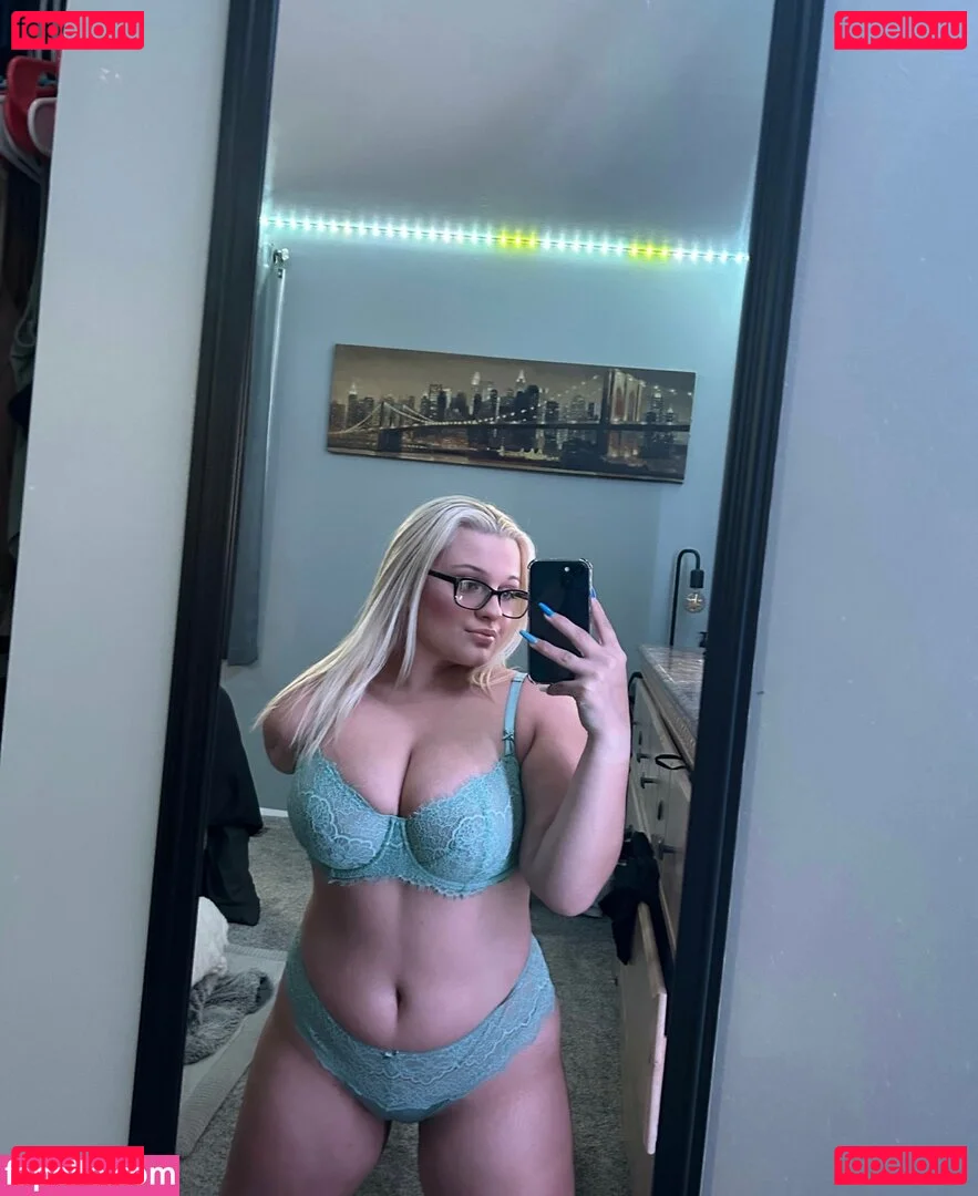 Hailey Higgins Onlyfans Photo Gallery 