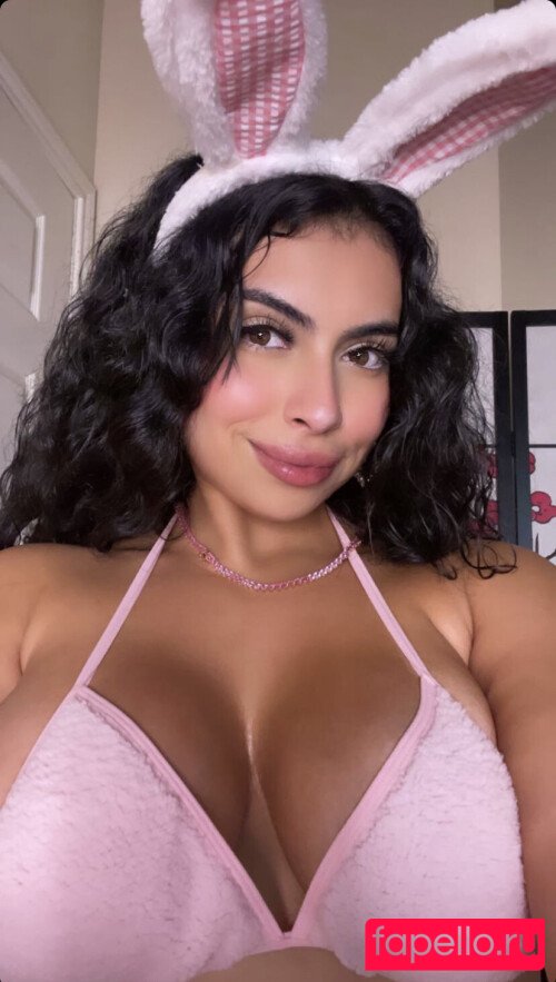 xochavella Onlyfans Photo Gallery 