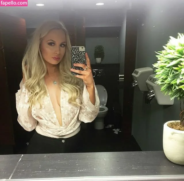 aadrianarose Onlyfans Photo Gallery 