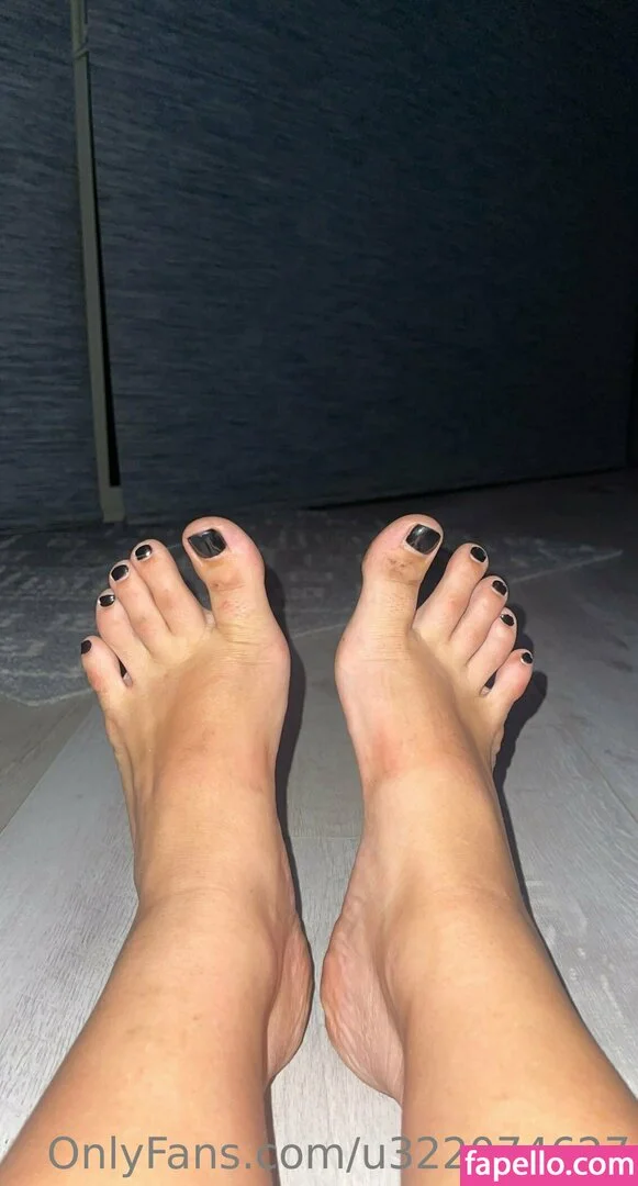 u322074627 Onlyfans Photo Gallery 