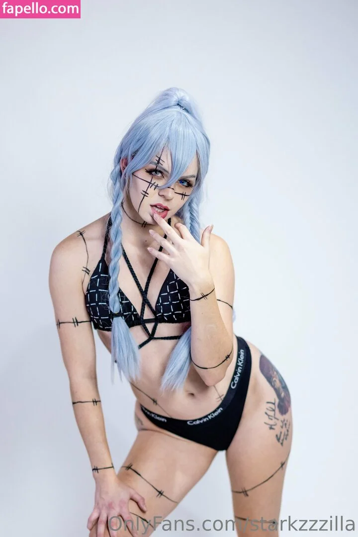 starkzzzilla Onlyfans Photo Gallery 