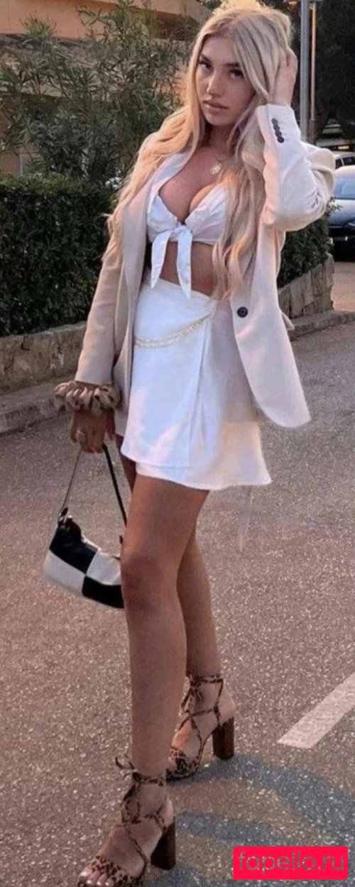 Starletnova Onlyfans Photo Gallery 