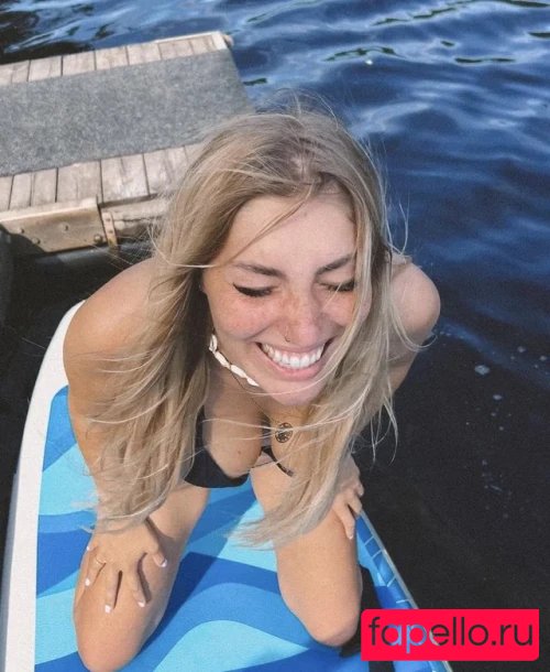 Starletnova Onlyfans Photo Gallery 