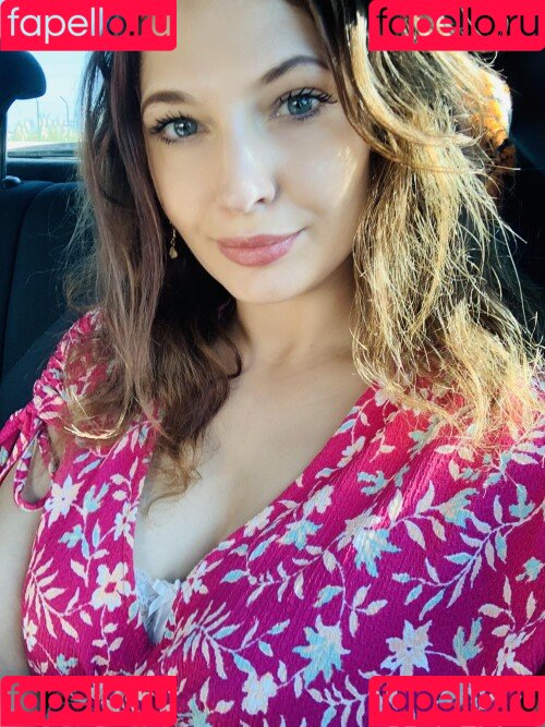 lollipopfields Onlyfans Photo Gallery 