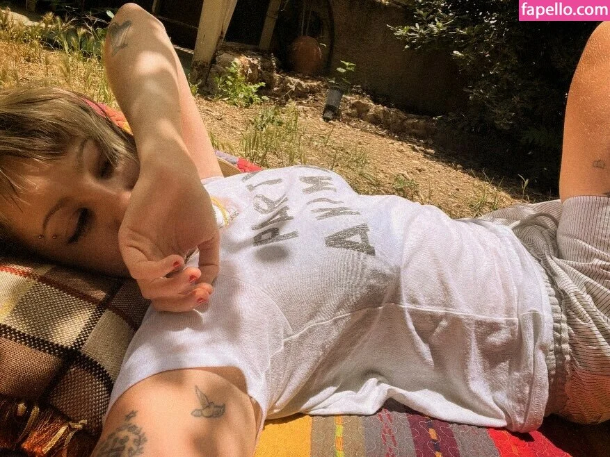 _femalien Onlyfans Photo Gallery 