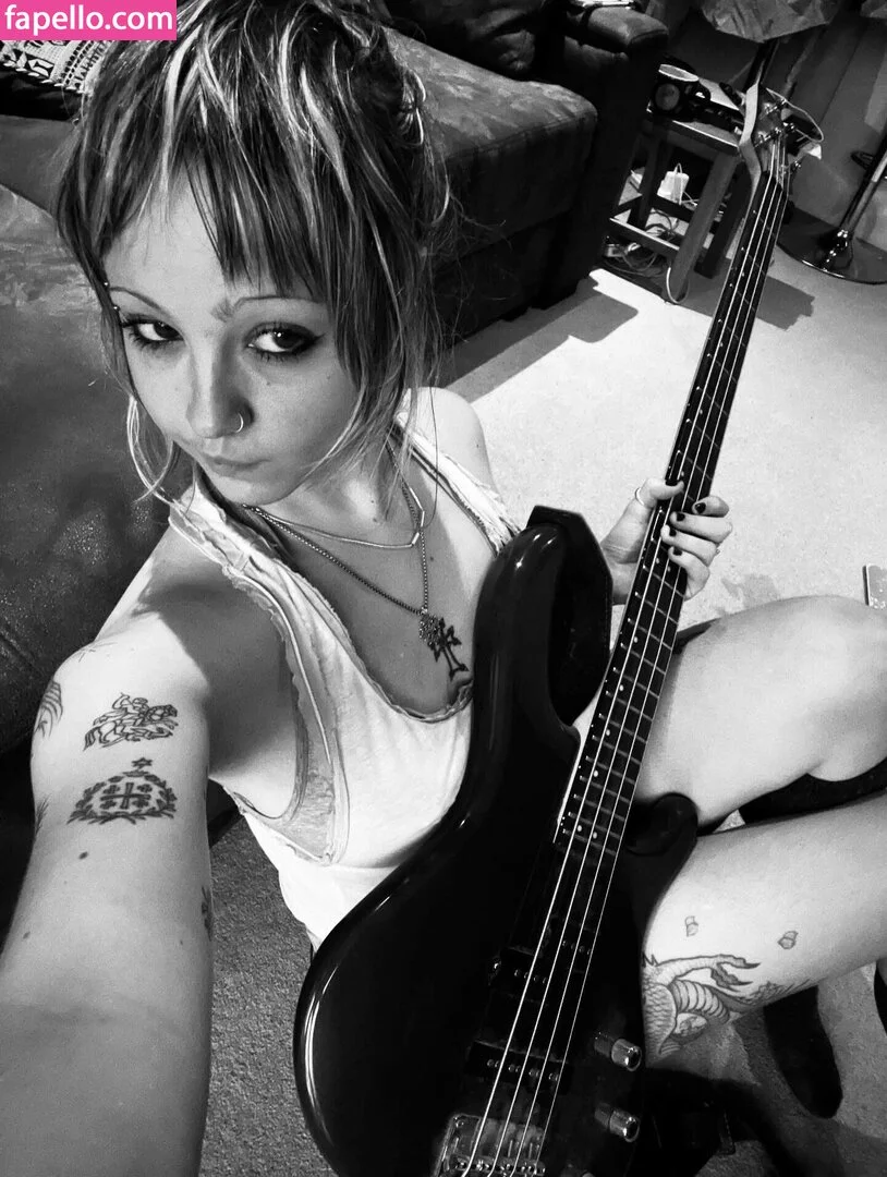 _femalien Onlyfans Photo Gallery 