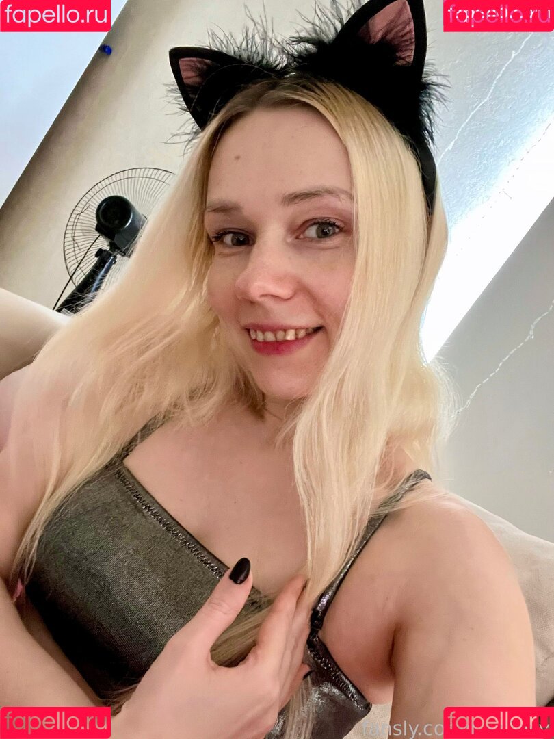 LeaFoxy Onlyfans Photo Gallery 