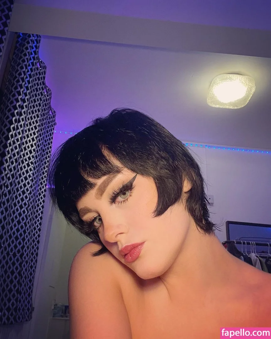 Theapricotwitch Onlyfans Photo Gallery 