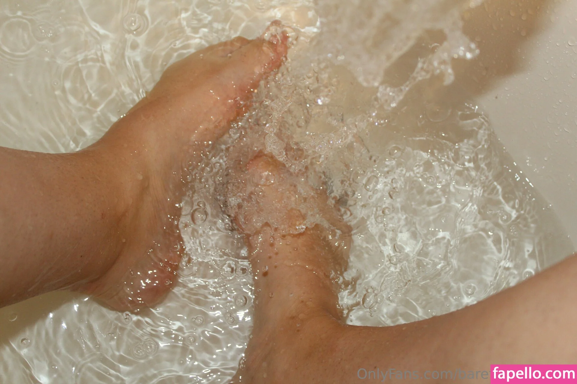 barefoot_babe02 Onlyfans Photo Gallery 