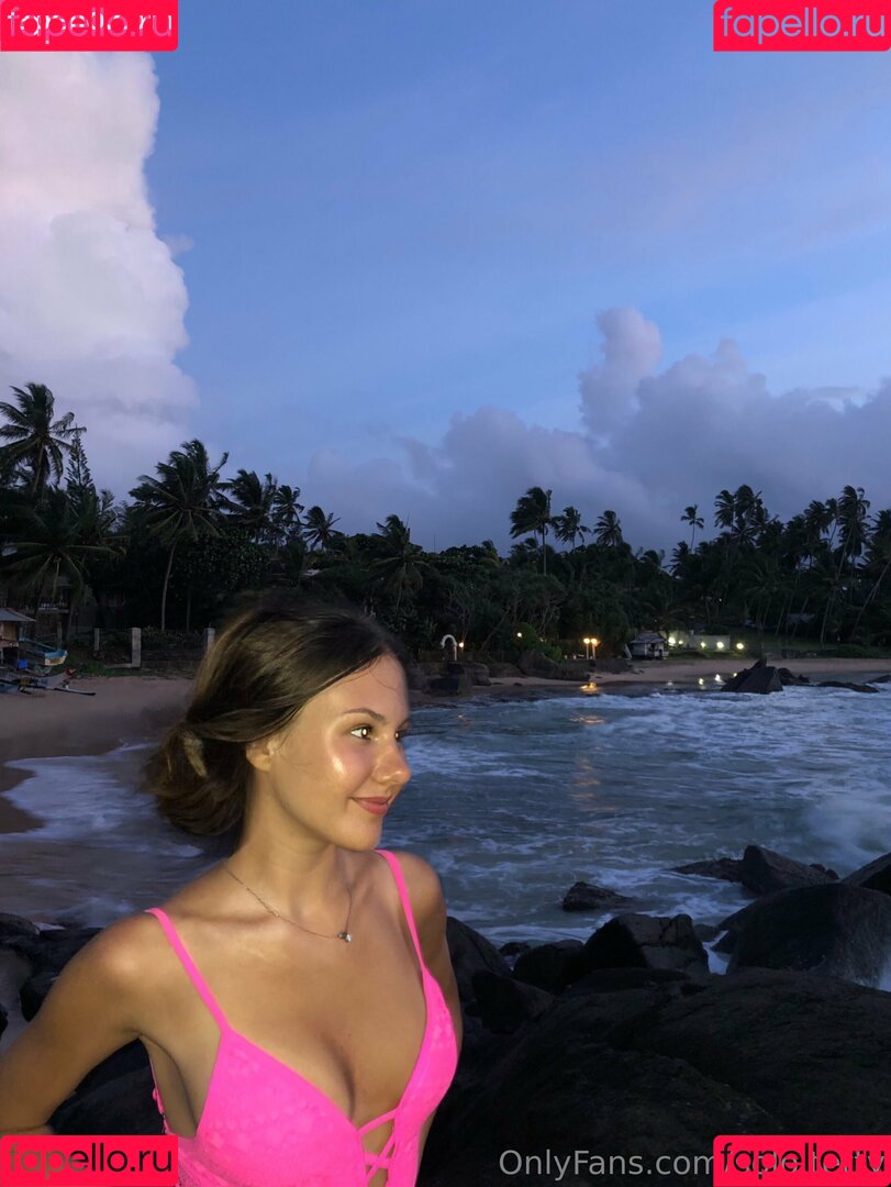 Solo Tetty Onlyfans Photo Gallery 