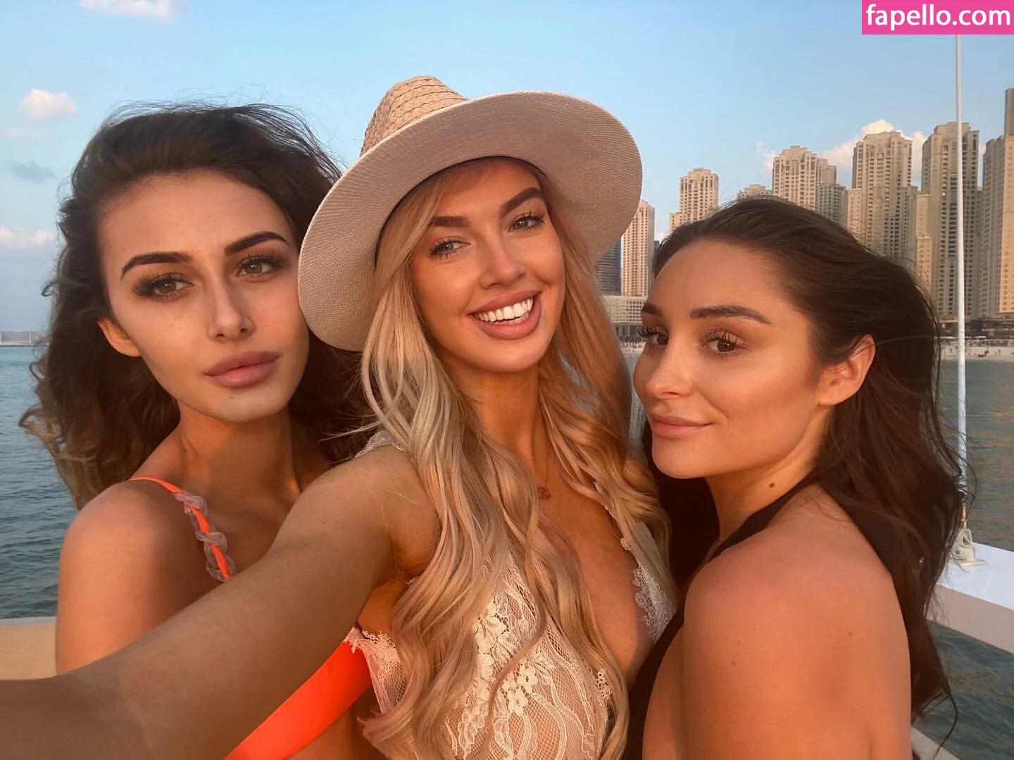 Coco Lodge Onlyfans Photo Gallery 