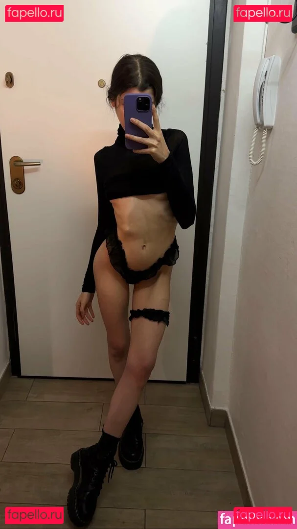 claraneko Onlyfans Photo Gallery 