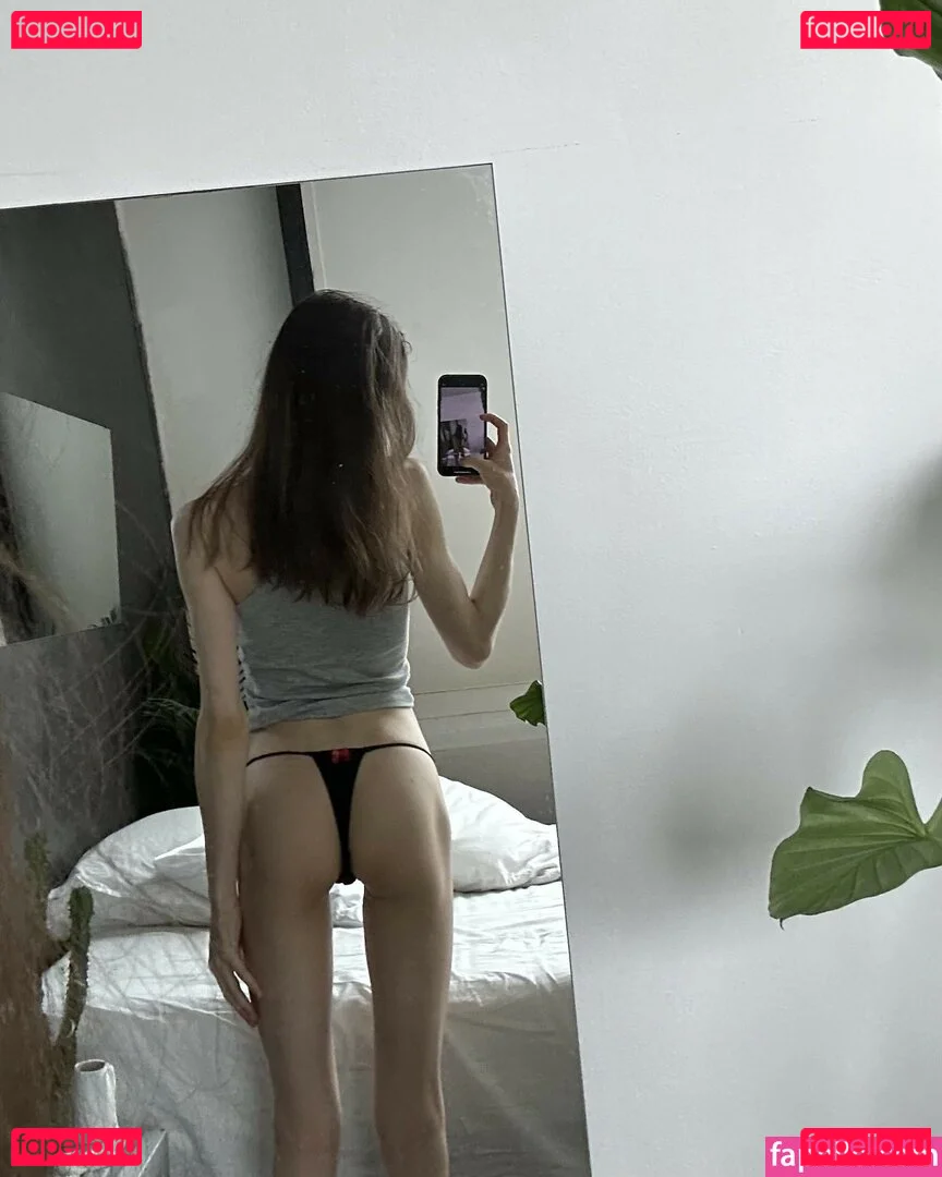 claraneko Onlyfans Photo Gallery 