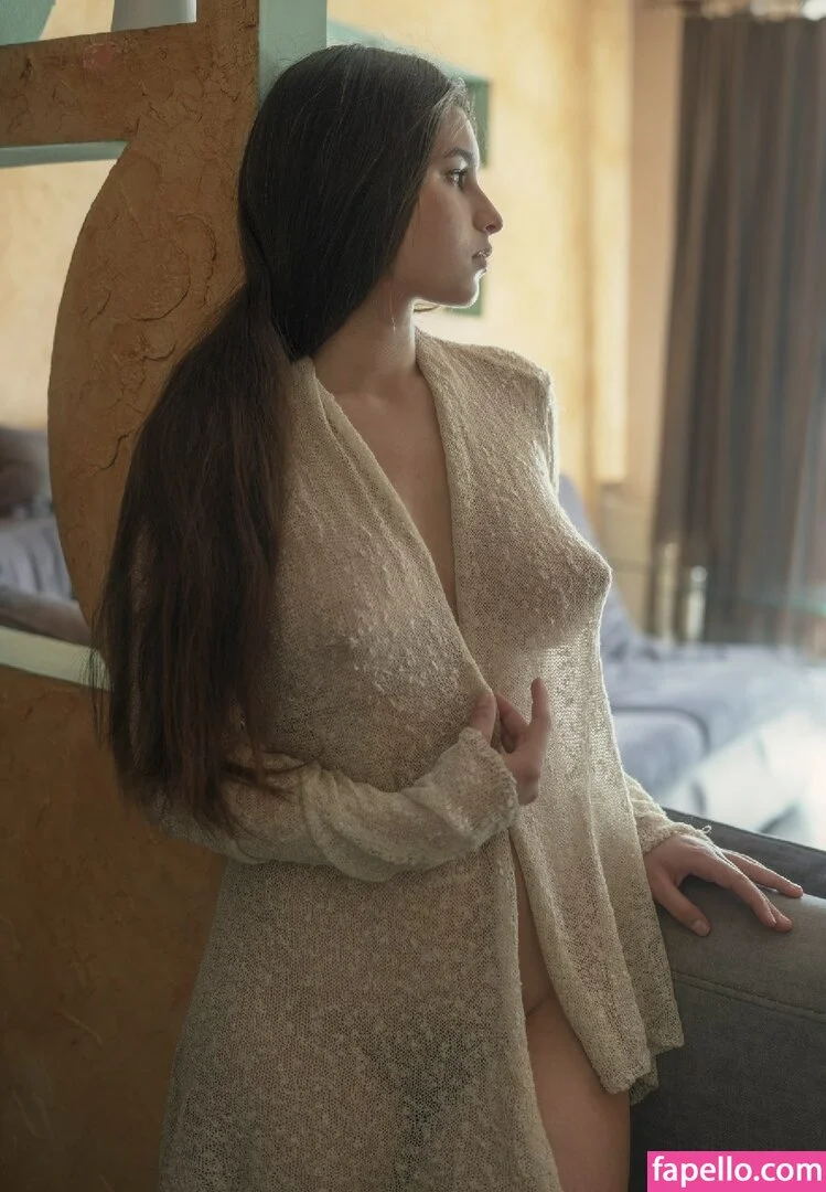 Avrelia Amaris Onlyfans Photo Gallery 