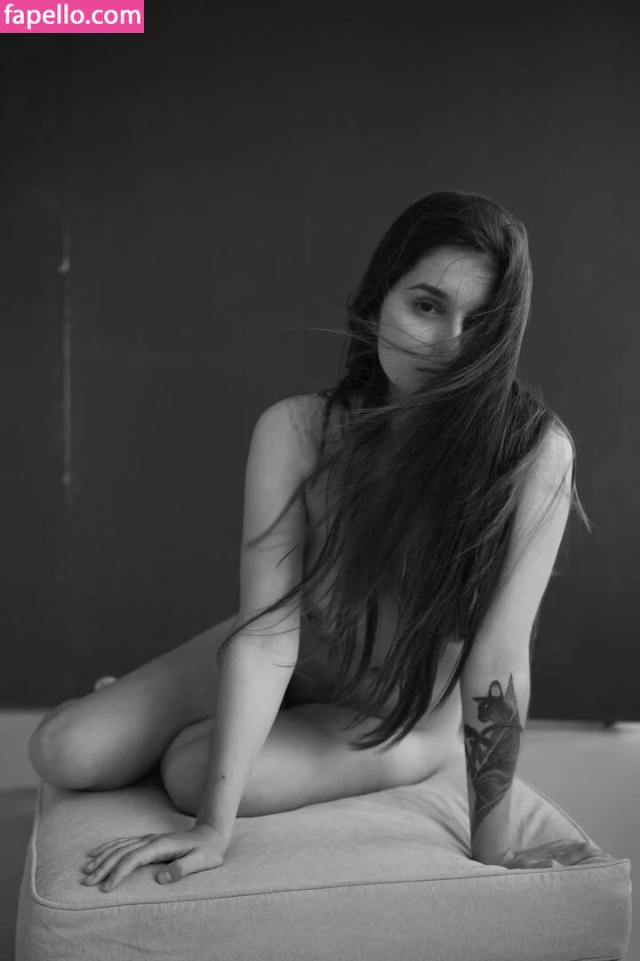 Avrelia Amaris Onlyfans Photo Gallery 