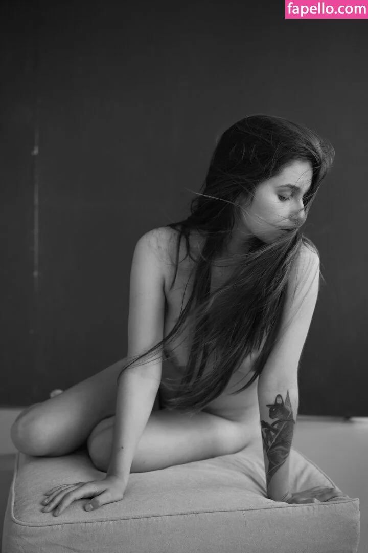 Avrelia Amaris Onlyfans Photo Gallery 