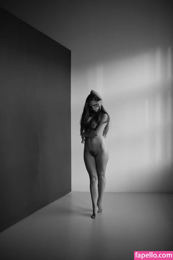 Avrelia Amaris Onlyfans Photo Gallery 