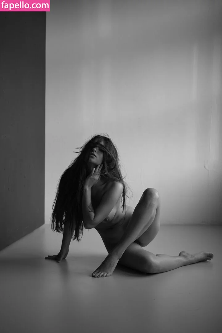 Avrelia Amaris Onlyfans Photo Gallery 