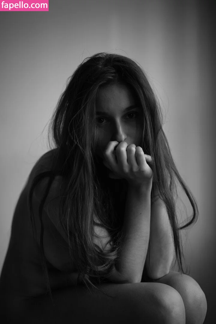 Avrelia Amaris Onlyfans Photo Gallery 