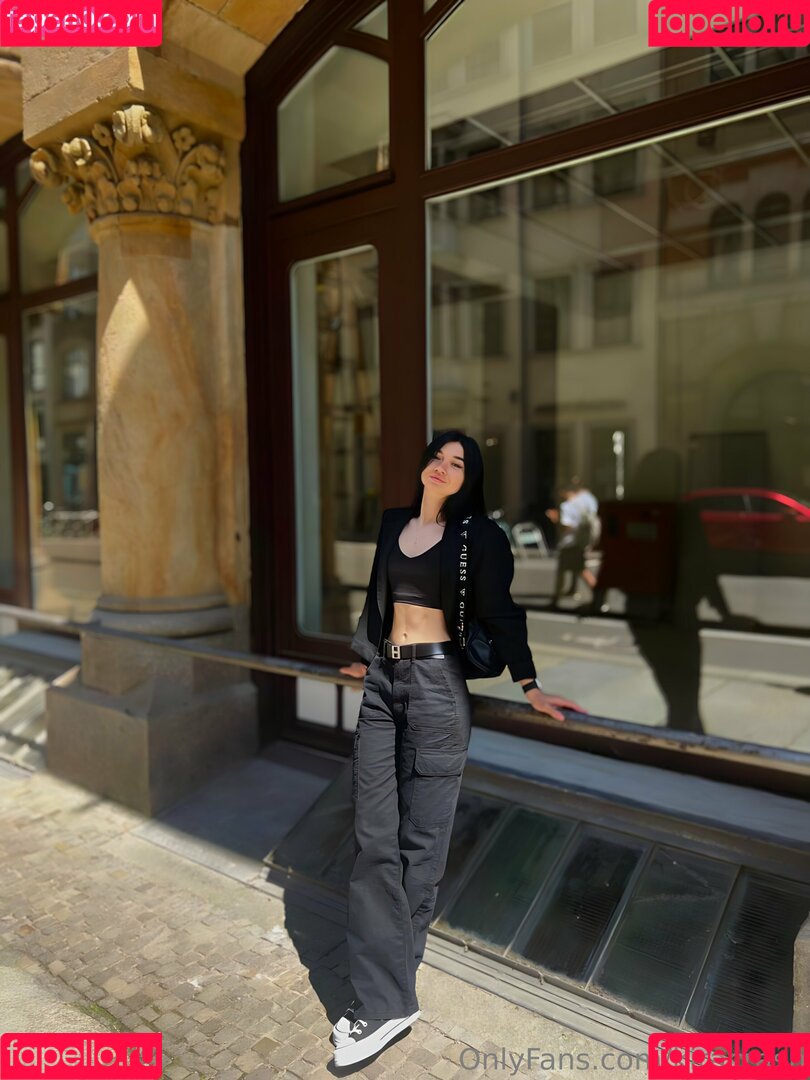 kiracrash Onlyfans Photo Gallery 