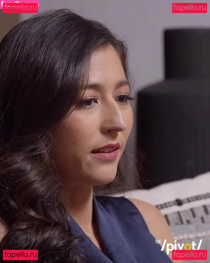 Mina Kimes Onlyfans Photo Gallery 