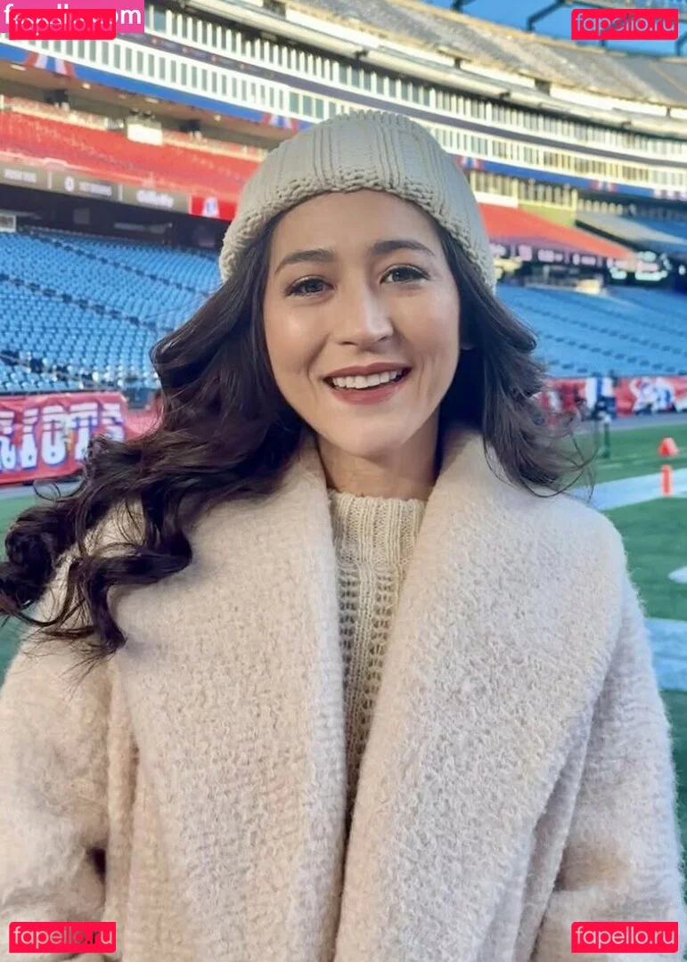 Mina Kimes Onlyfans Photo Gallery 