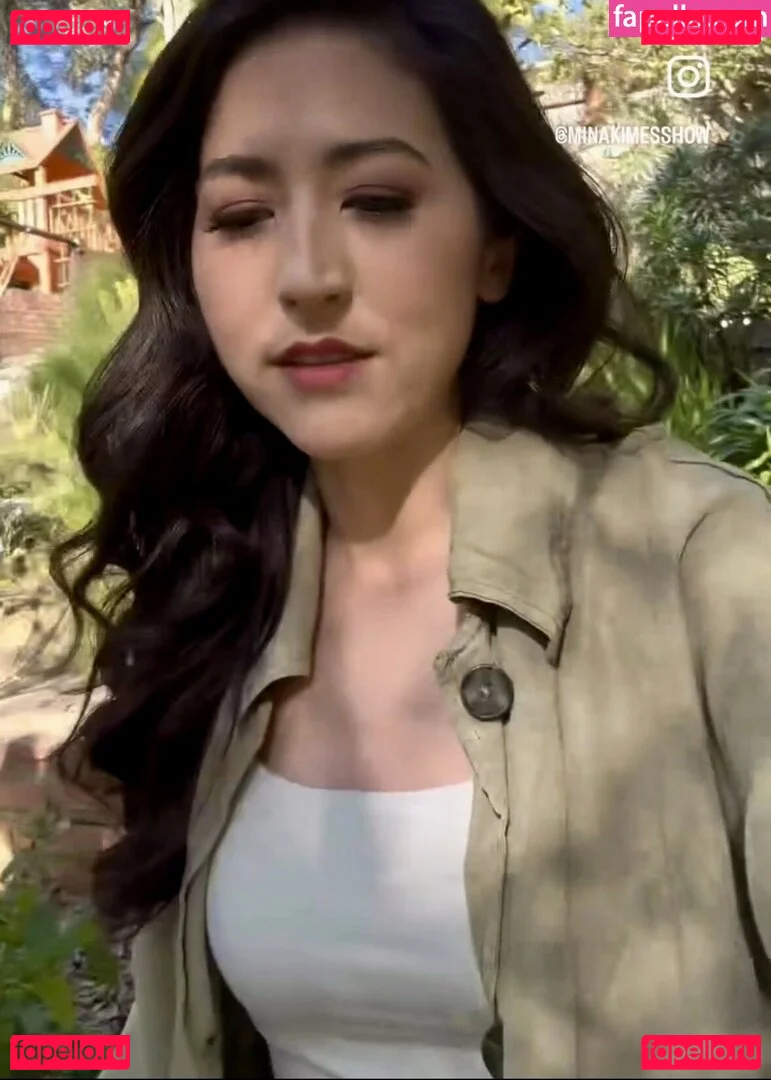 Mina Kimes Onlyfans Photo Gallery 