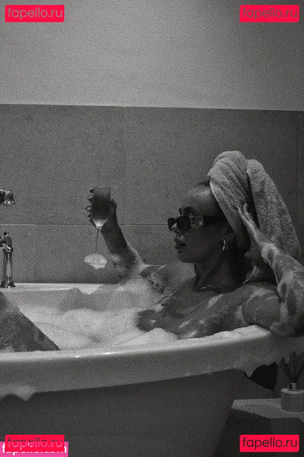 Millie C Onlyfans Photo Gallery 