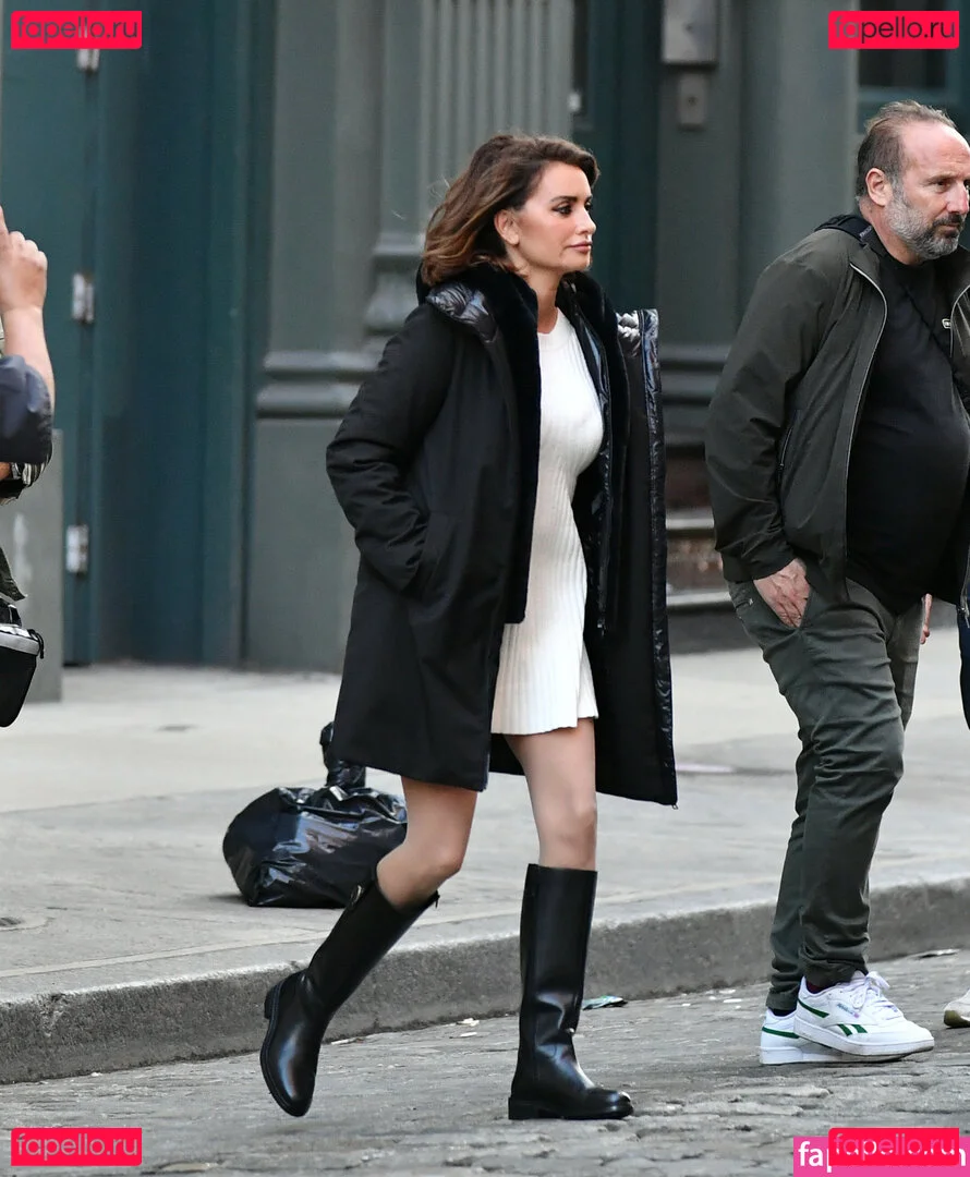 Penélope Cruz Onlyfans Photo Gallery 