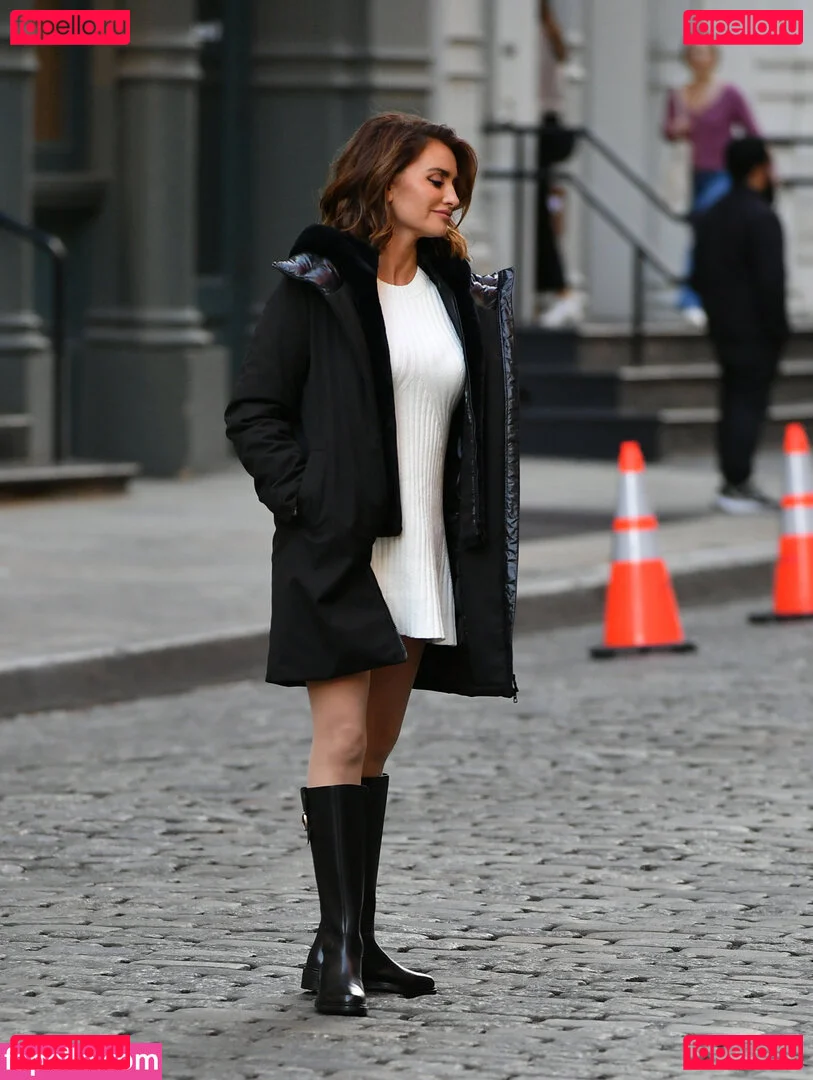 Penélope Cruz Onlyfans Photo Gallery 