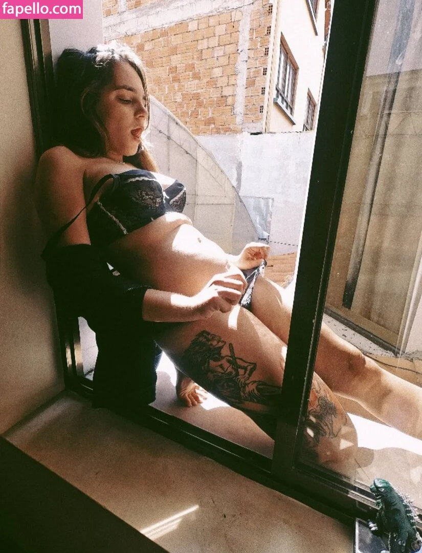 StarDDDust Onlyfans Photo Gallery 