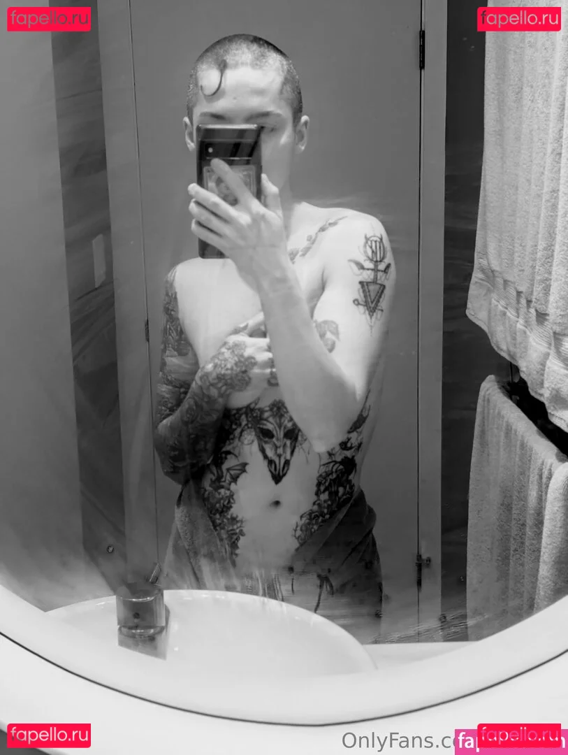 zoadgo Onlyfans Photo Gallery 