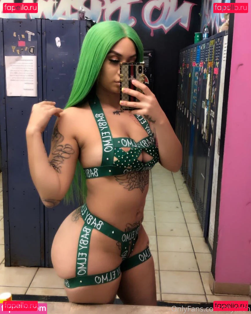 lllisha Onlyfans Photo Gallery 