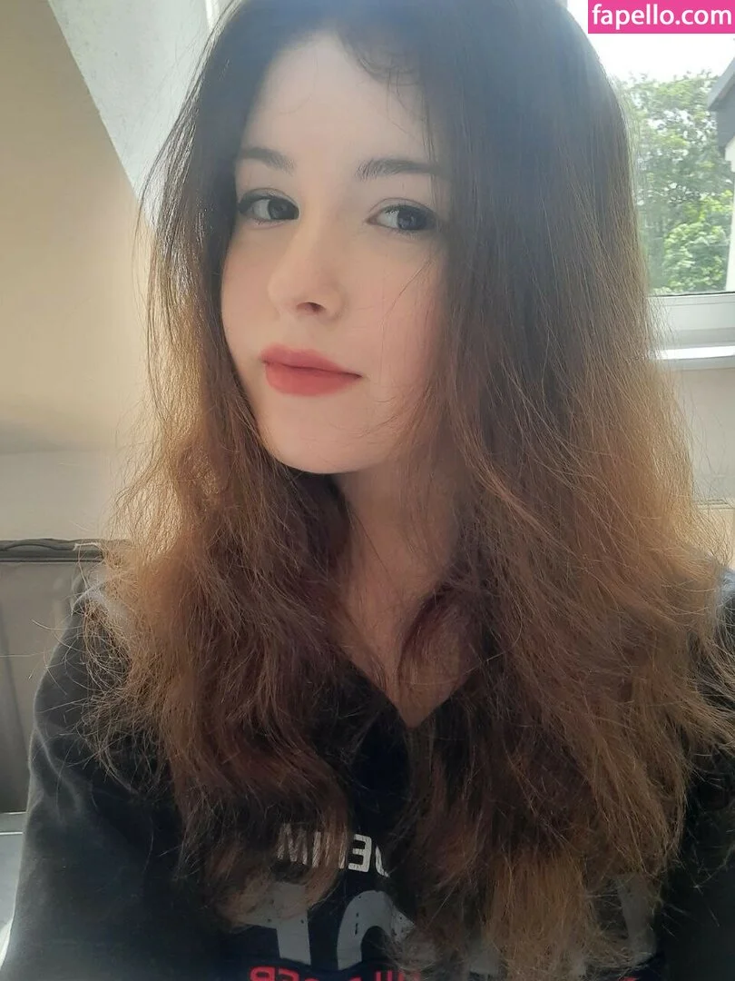 monamariaa Onlyfans Photo Gallery 