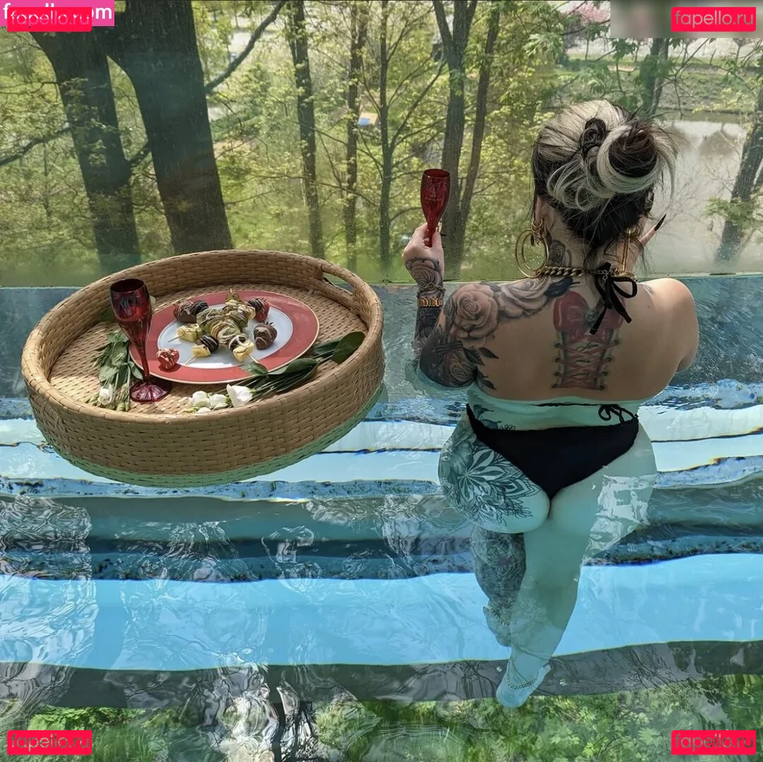 Lyn_k44 Onlyfans Photo Gallery 