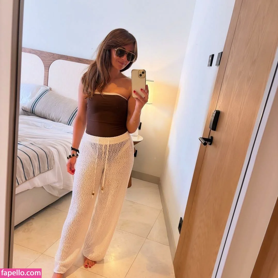 Samia Ghadie Onlyfans Photo Gallery 