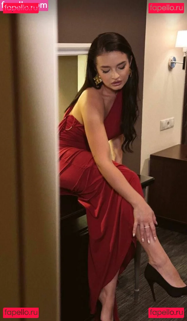 Molly Fit Onlyfans Photo Gallery 