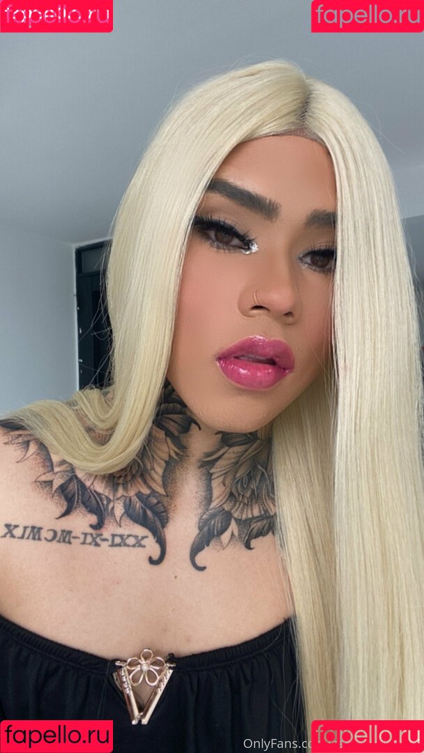 carolinewillsom Onlyfans Photo Gallery 